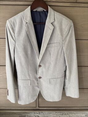 Banana Republic Tailored Slim Fit 38S Light Gray Two-Button Blazer -Tailored Fit